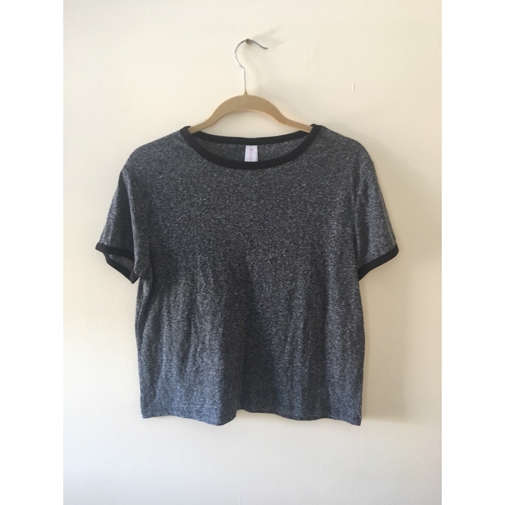 Cropped Tee